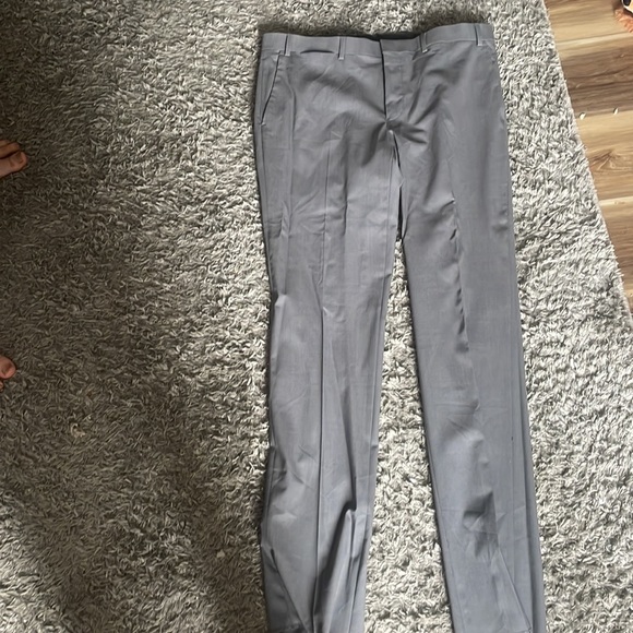 Brand new with tags dkny suit - Picture 4 of 4